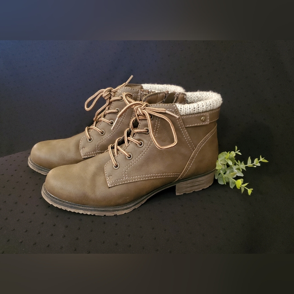 Brown sporto brand womens boots